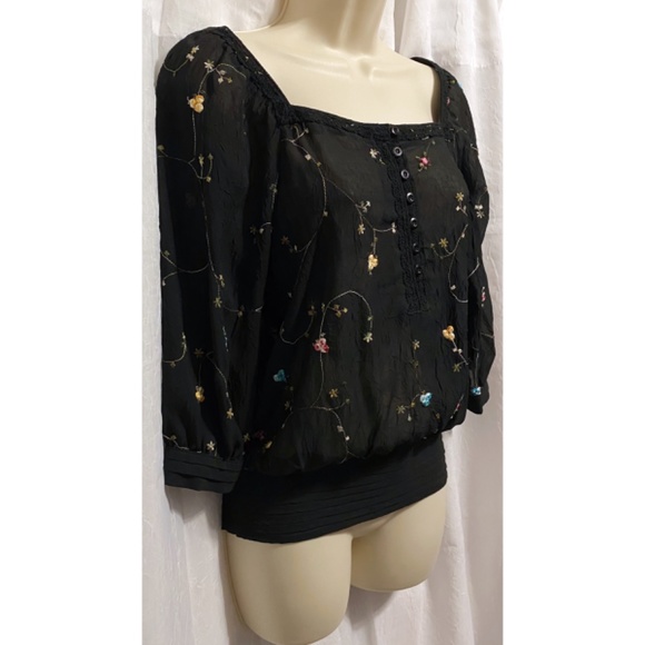 Romy Black Sheer Wildflower Blouse size XS/S - Picture 3 of 11